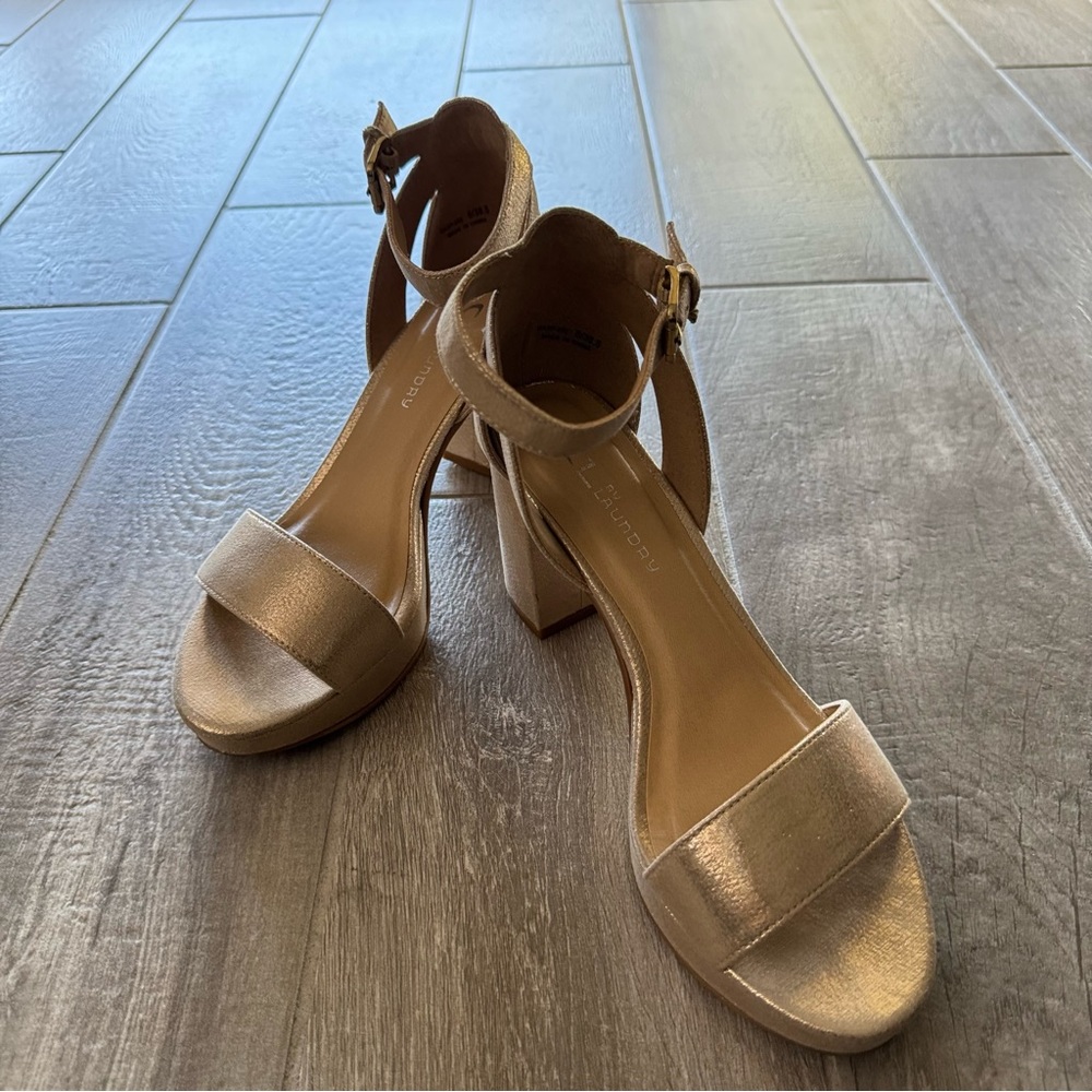 Chinese Laundry Gold Go On 2 Dress Heel Sandal